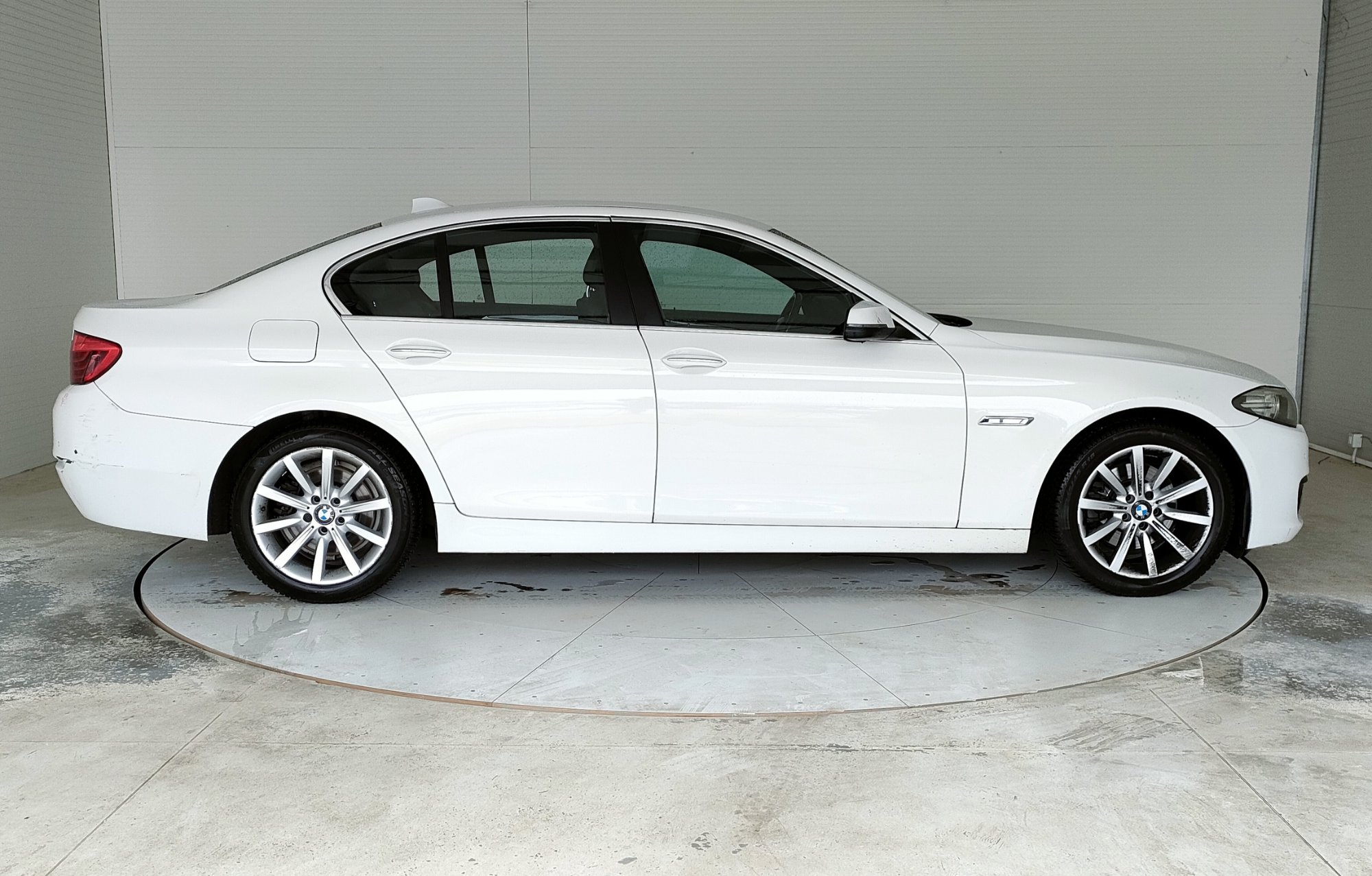 Bmw 5 Series - - Diesel - Automatic - 266 427 km