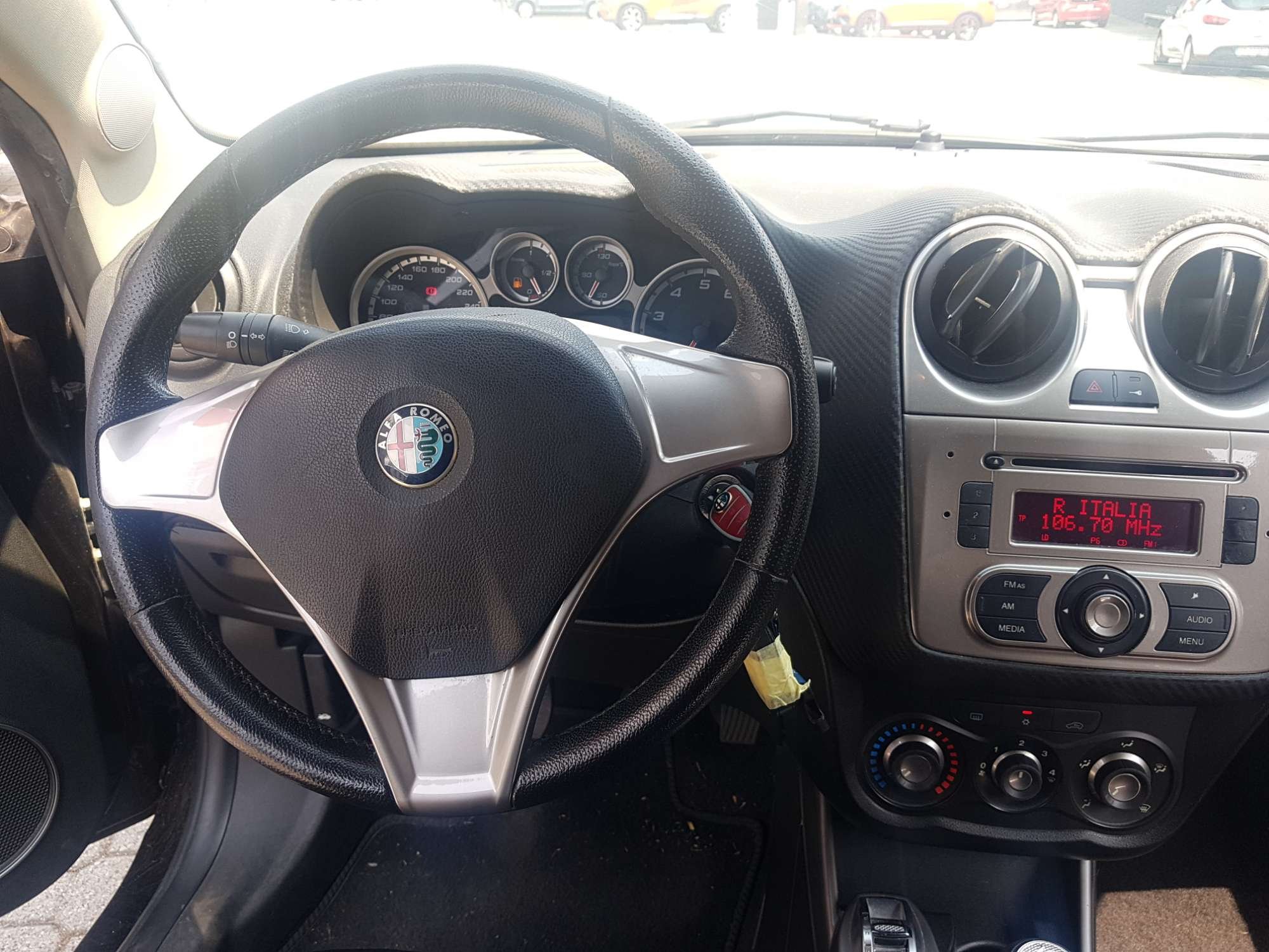 Alfa romeo Mito 1.4 - Benzine - Manual - 228 490 km