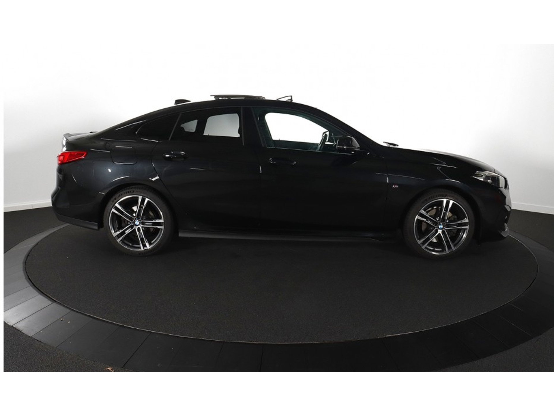 Bmw 2 Series 218d - Diesel - Automatic - 125 086 km