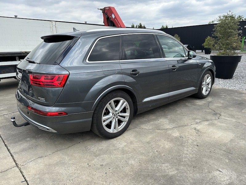 Audi Q7 3.0 TDI - Hybride - Automatic - 205 300 km