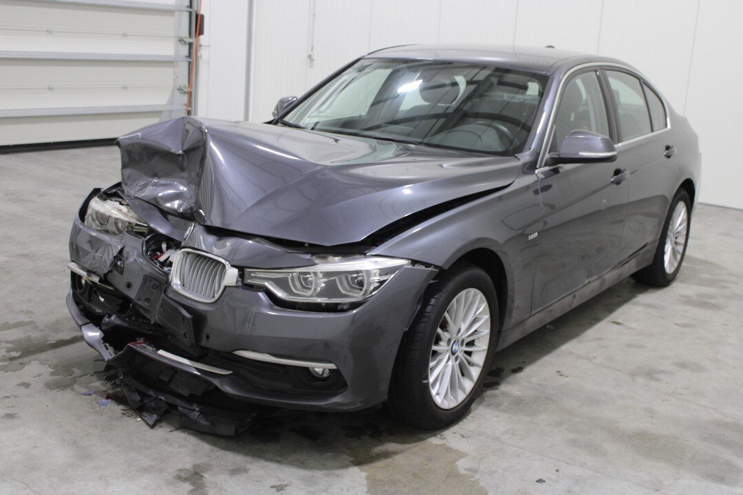 Bmw 3 Series 318d - Diesel - Manual - 16 509 km