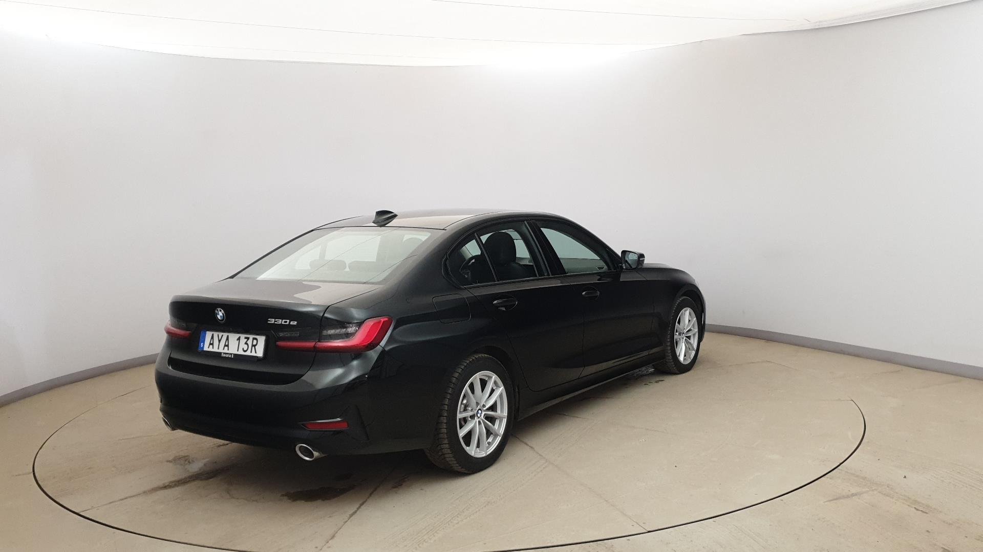 Bmw 3 Series 330e - Hybride - Automatic - 57 336 km