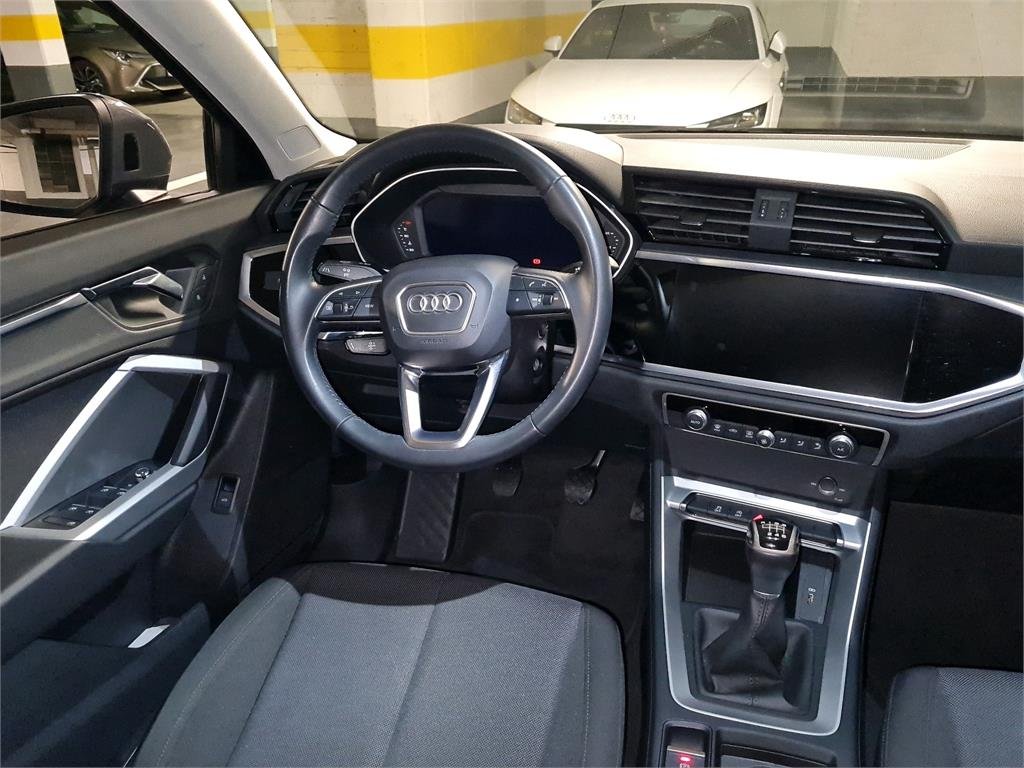 Audi Q3 35 TFSI - Benzine - Manual - 38 740 km