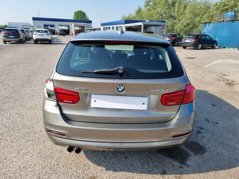 Bmw 3 Series 320d - Diesel - Automatic - 285 572 km