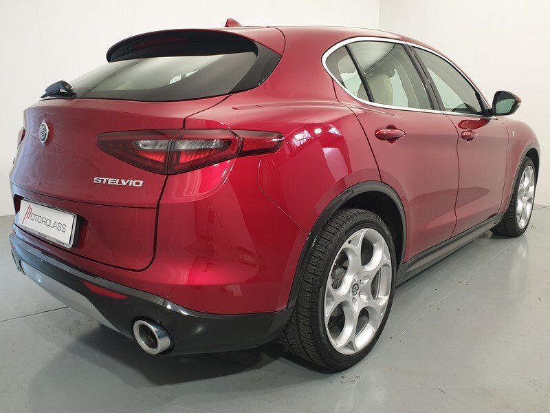 Alfa romeo Stelvio 2.2 - Diesel - Automatic - 41 800 km