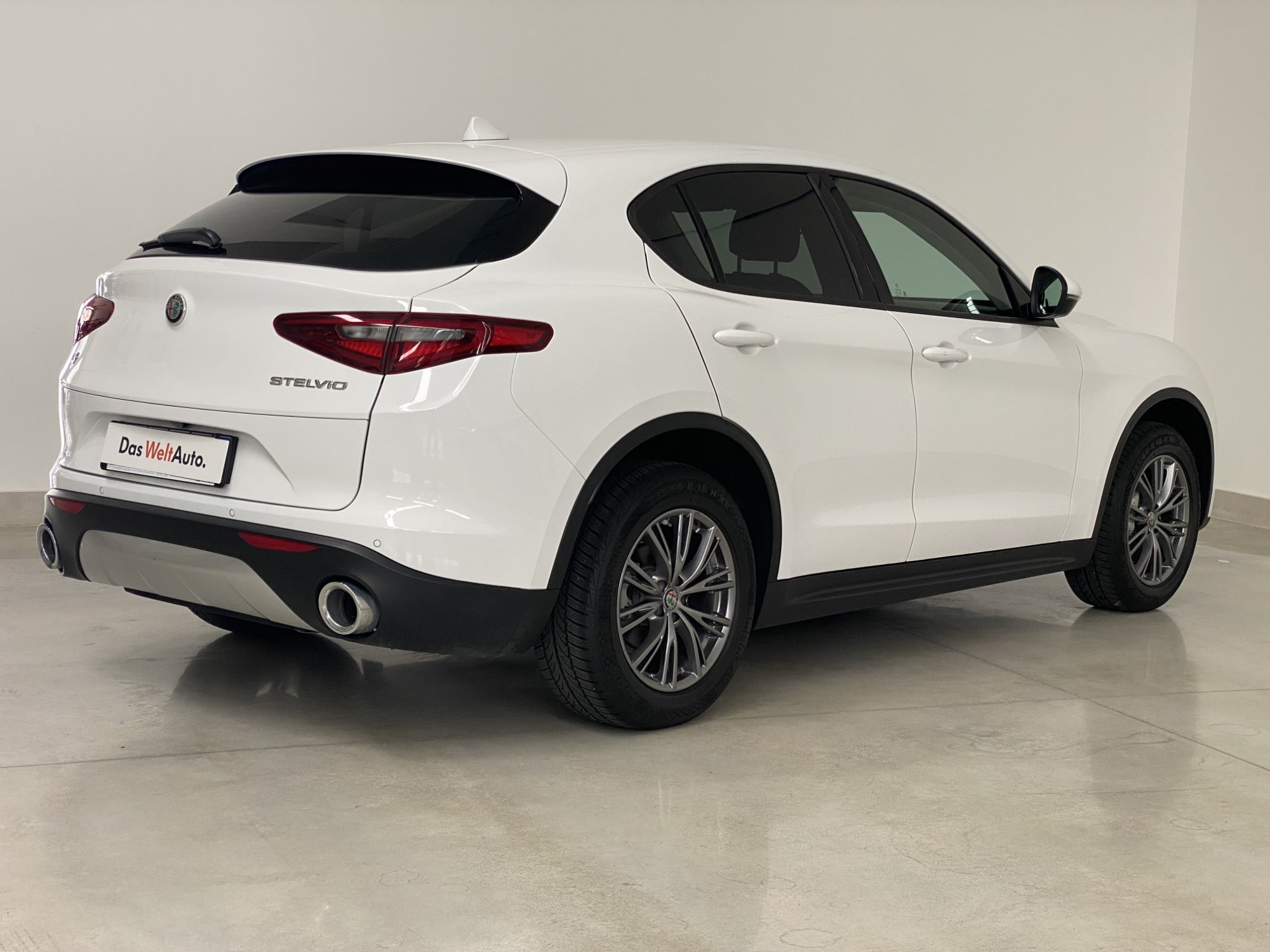 Alfa romeo Stelvio 2.2 - Diesel - Automatic - 70 682 km