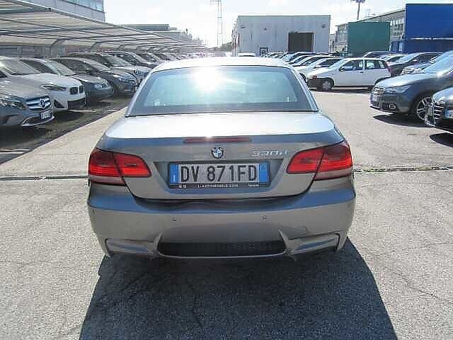 Bmw 3 Series 330d - Diesel - Manual - 258 442 km