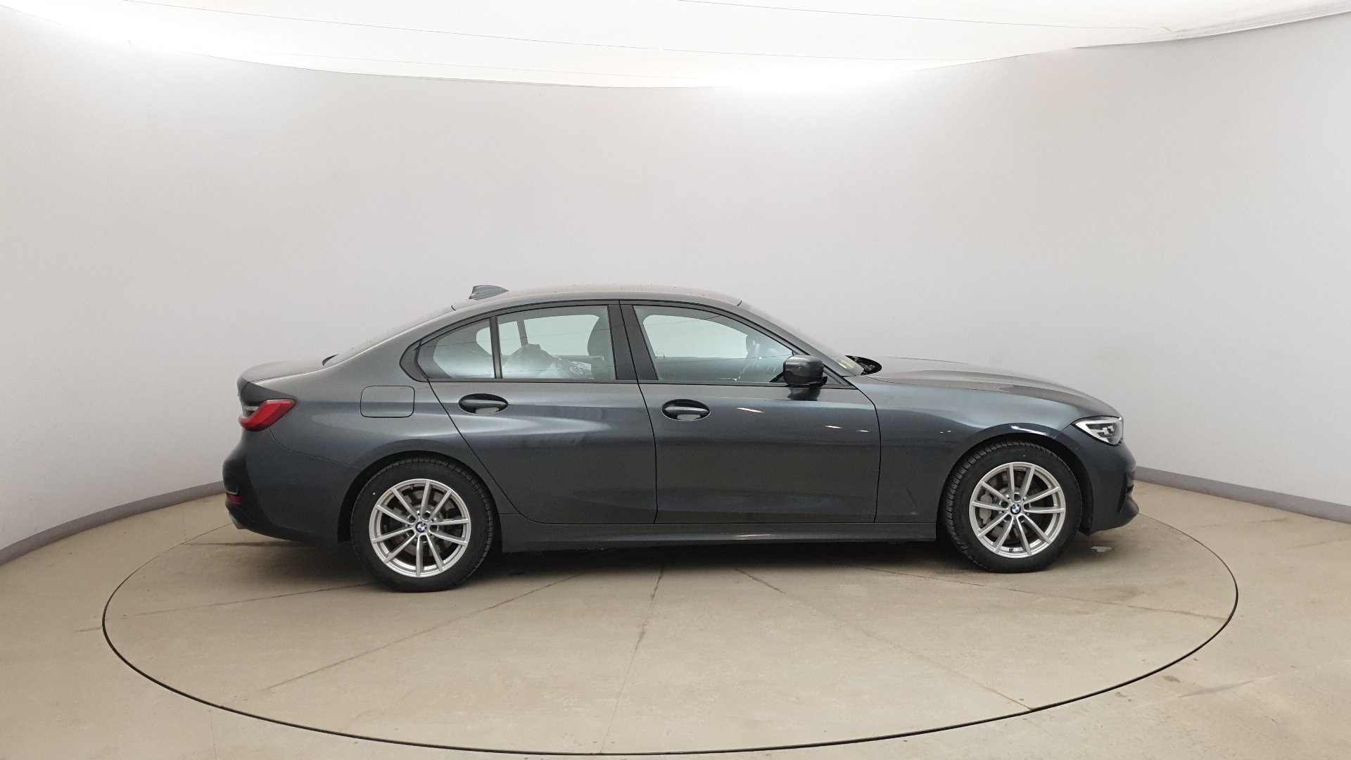 Bmw 3 Series 330e - Hybride - Automatic - 48 460 km