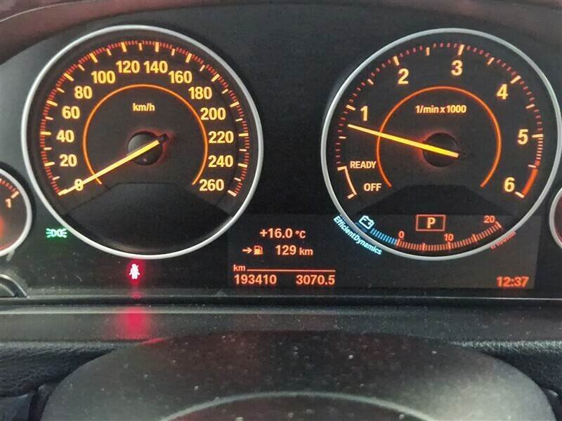 Bmw 3 Series 320d - Diesel - Automatic - 193 410 km