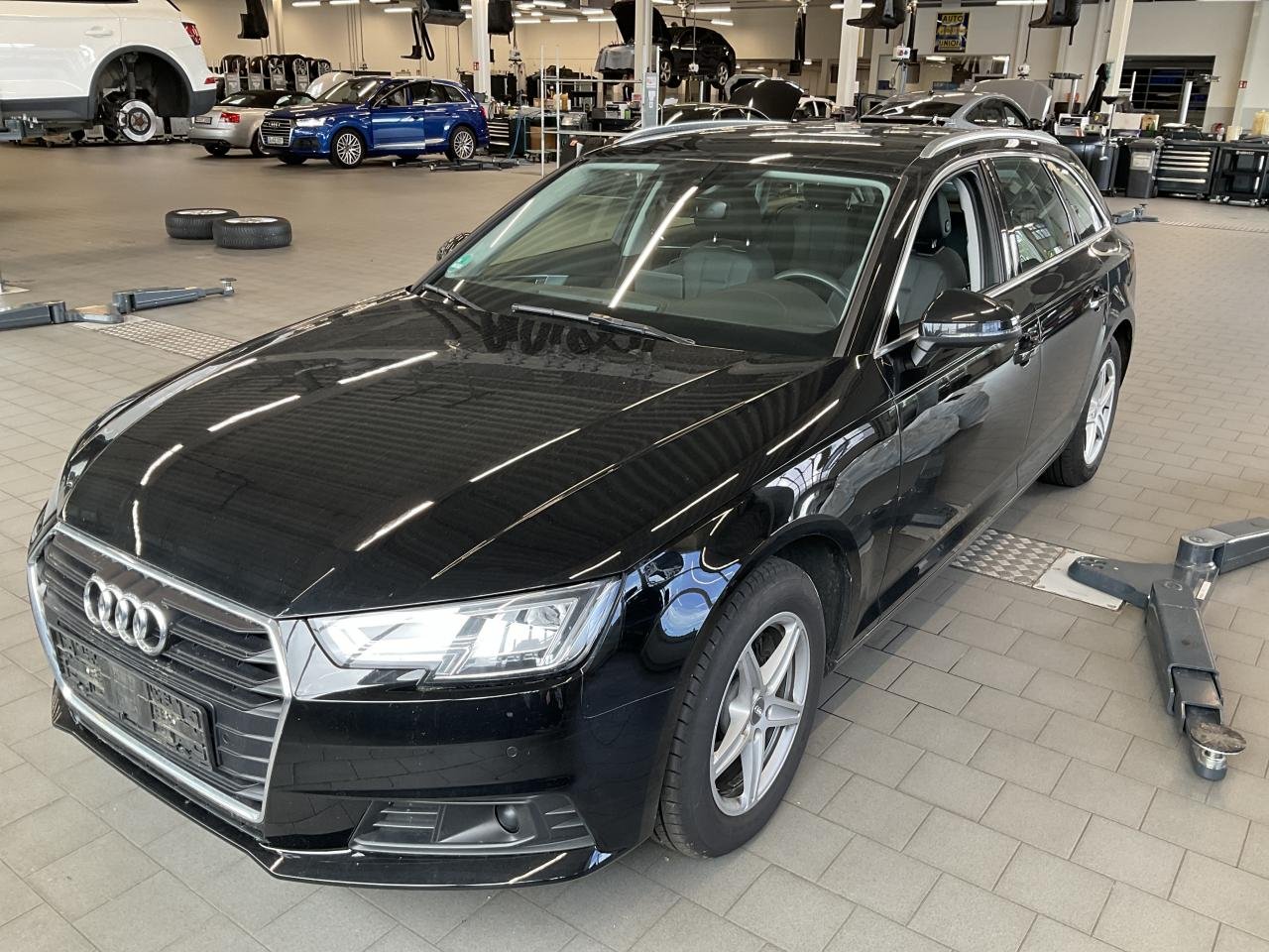 Audi A4 35 TDI - Diesel - Automatic - 176 356 km