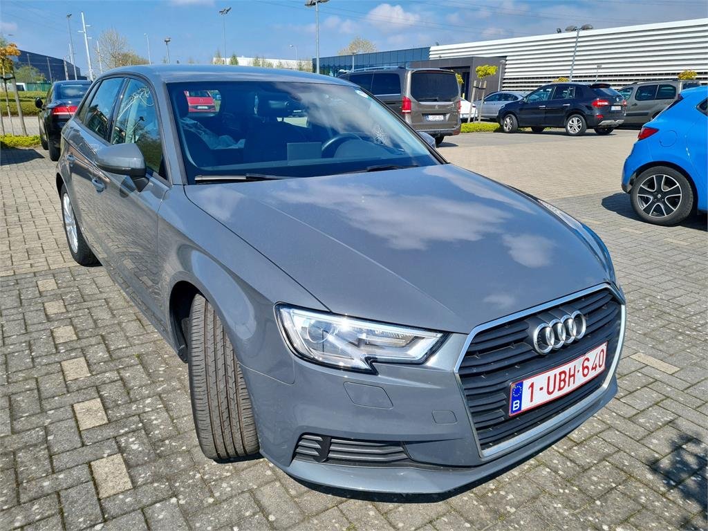 Audi A3 1.6 TDI - Diesel - Automatic - 168 607 km