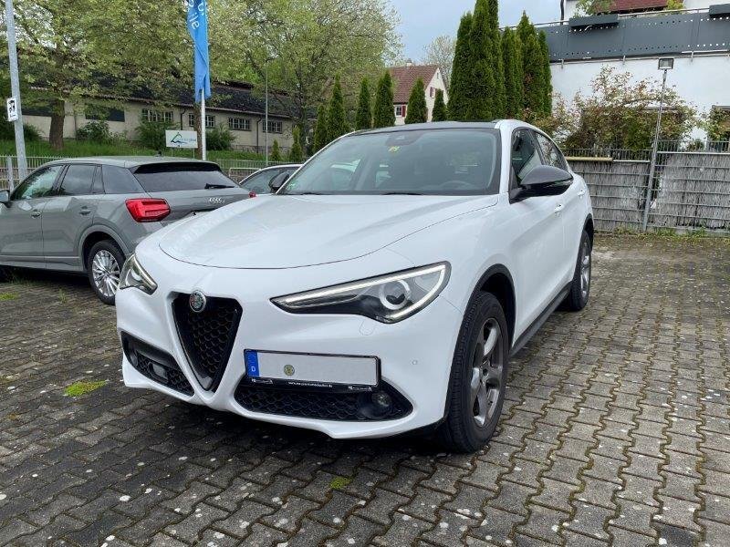 Alfa romeo Stelvio 2.2 - Diesel - Automatic - 94 500 km