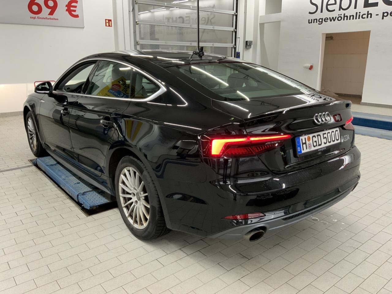 Audi A5 2.0 TFSI - Benzine - Manual - 87 516 km