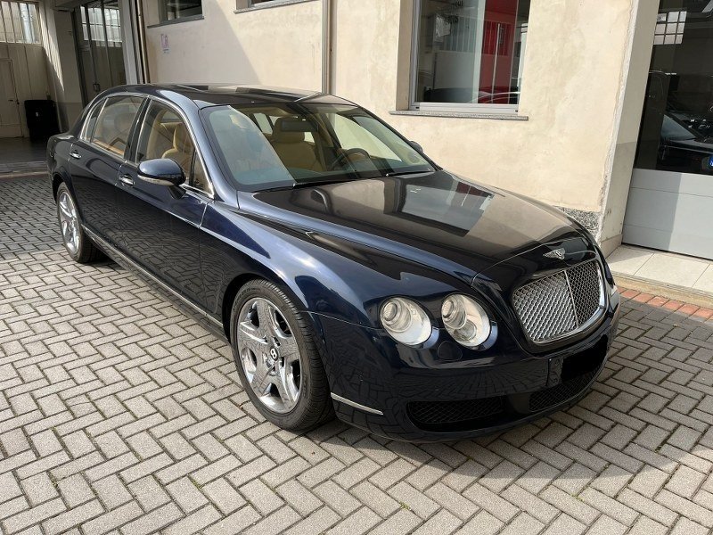 Bentley Flying Spur 6.0 - Benzine - Automatic - 97 174 km