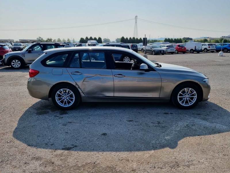 Bmw 3 Series 320d - Diesel - Automatic - 285 572 km