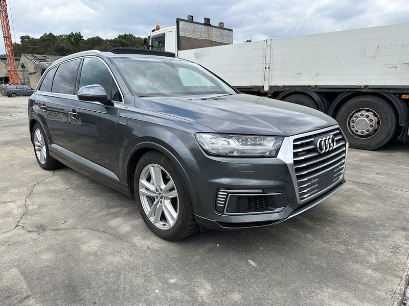 Audi Q7 3.0 TDI - Hybride - Automatic - 205 300 km