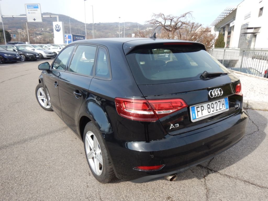 Audi A3 30 - Diesel - Manual - 185 448 km