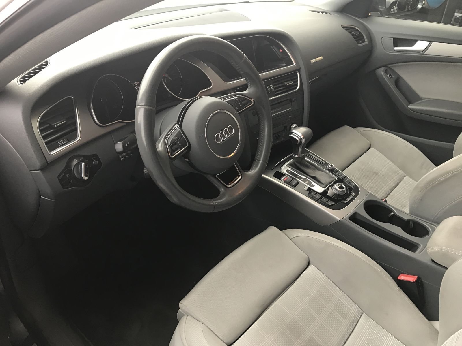 Audi A5 2.0 TDI - Diesel - Automatic - 200 452 km