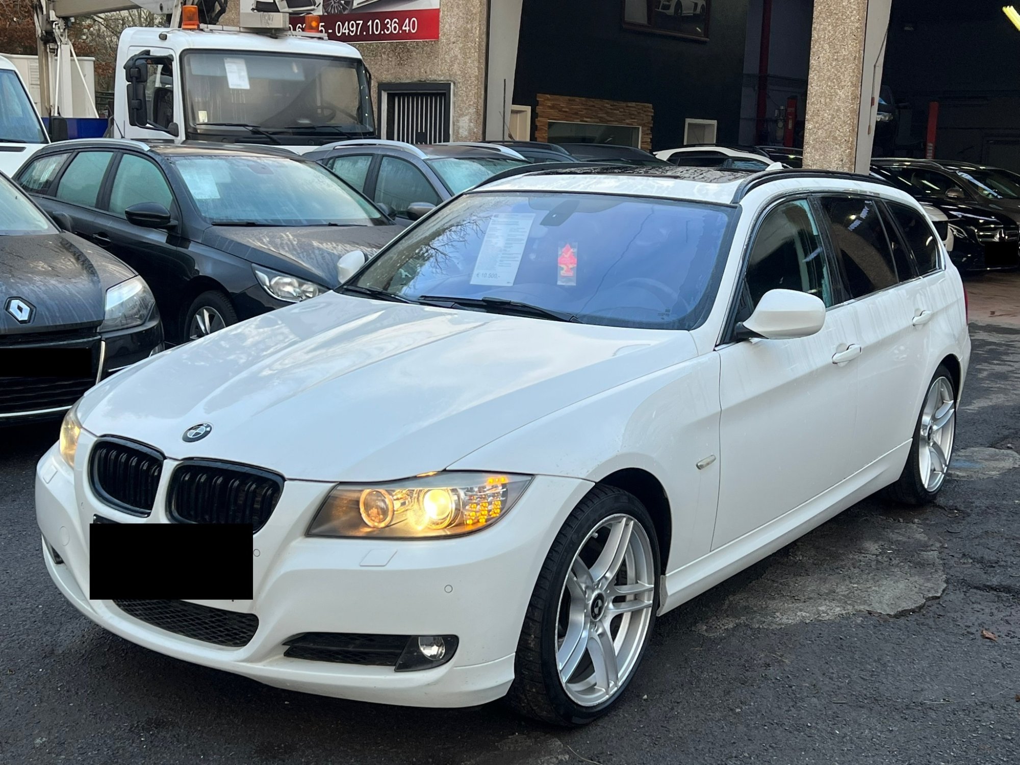 Bmw 3 Series 330d - Diesel - Automatic - 999 999 km