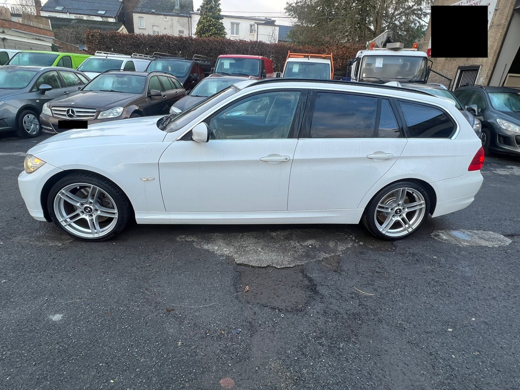 Bmw 3 Series 330d - Diesel - Automatic - 999 999 km