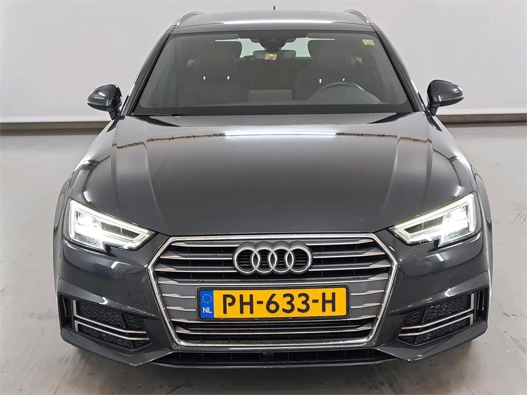 Audi A4 2.0 TFSI - Benzine - Automatic - 175 094 km