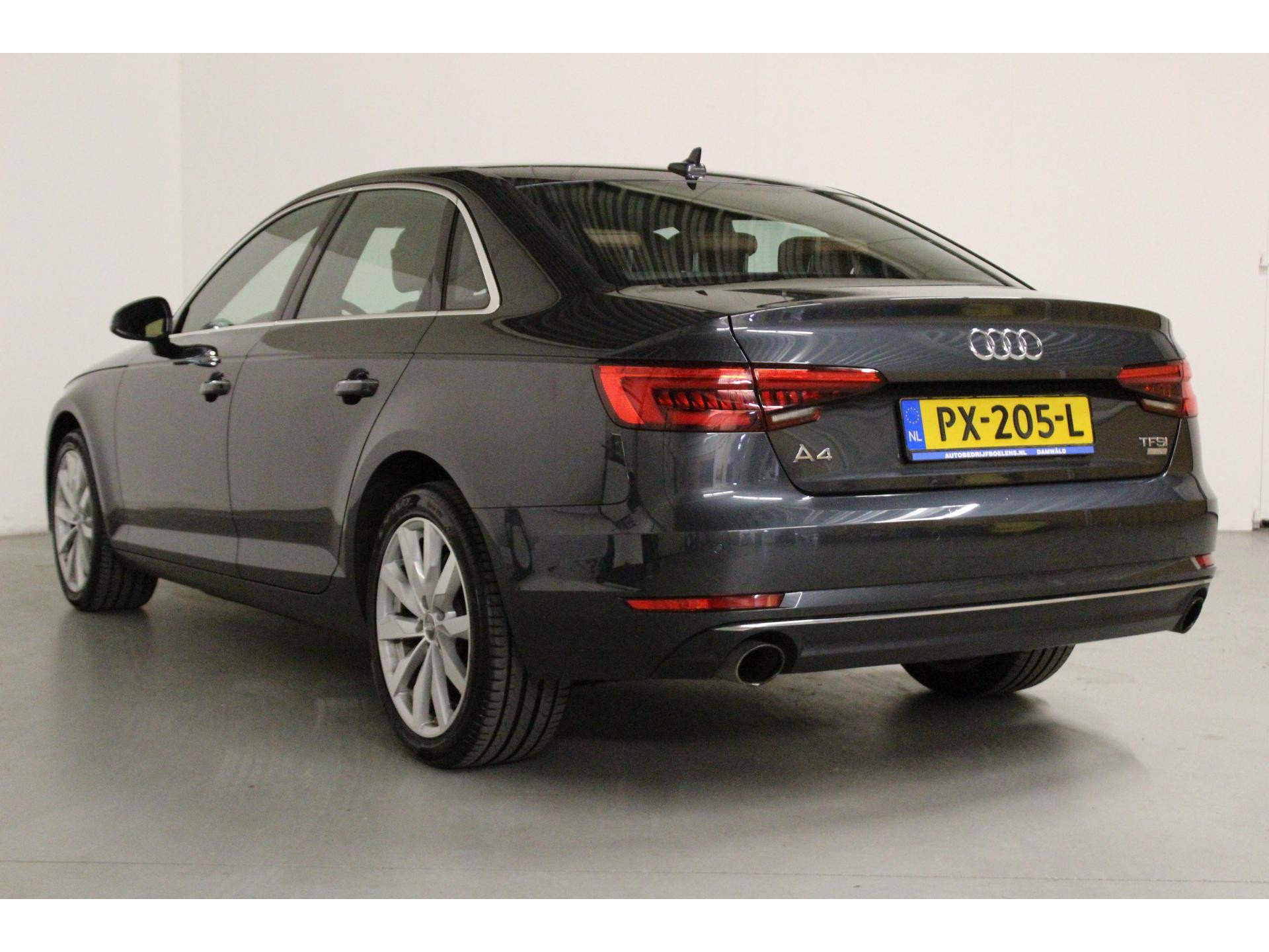 Audi A4 2.0 TFSI - Benzine - Automatic - 82 648 km