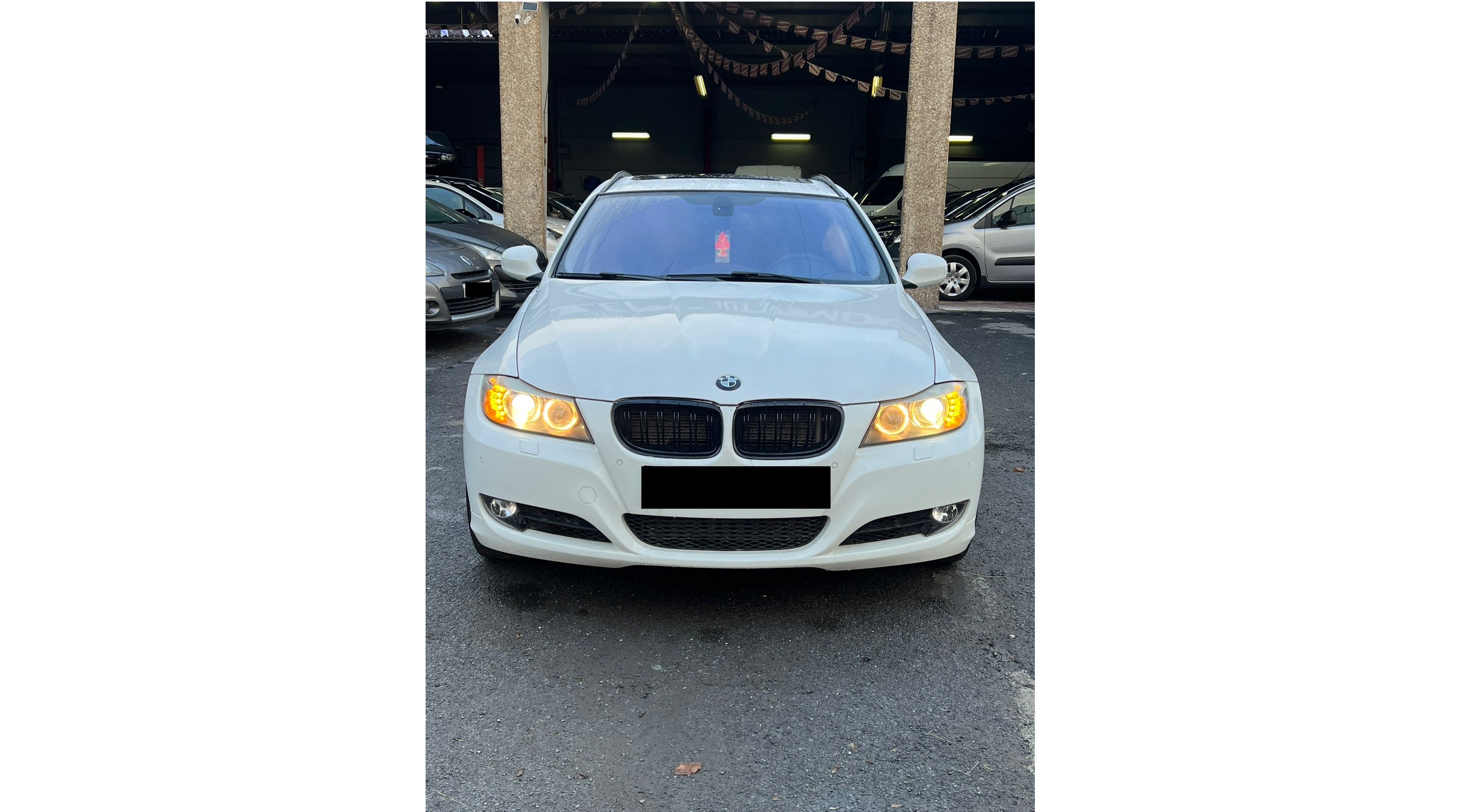 Bmw 3 Series 330d - Diesel - Automatic - 999 999 km