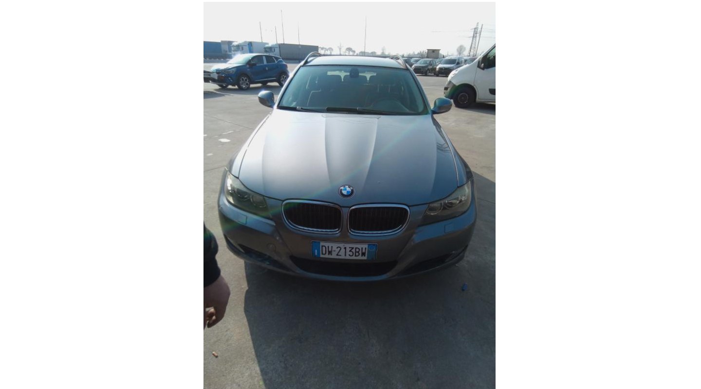 Bmw 3 Series 320d - Diesel - Manual - 258 295 km