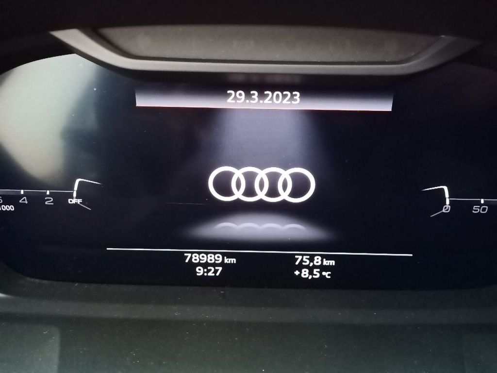 Audi Q3 45 TFSI - Benzine - Automatic - 78 984 km