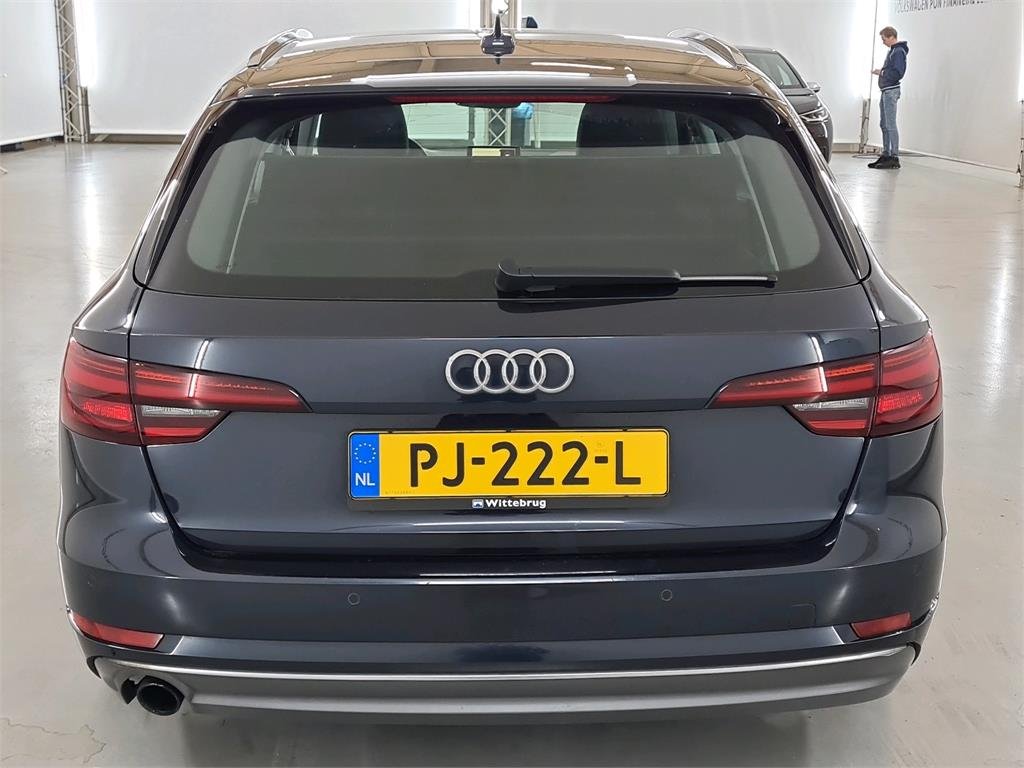 Audi A4 1.4 TFSI - Benzine - Automatic - 173 397 km