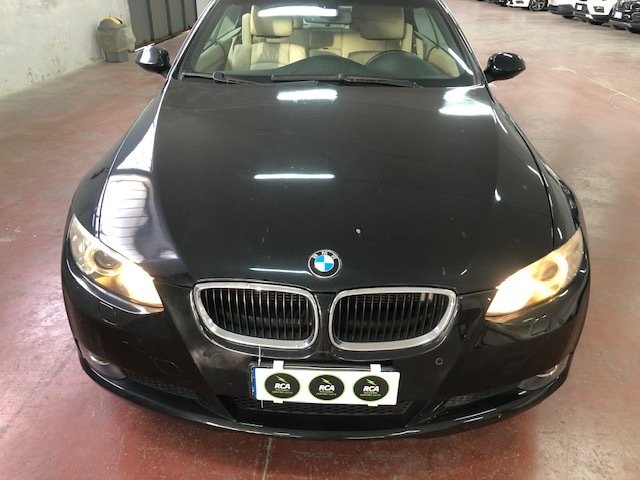 Bmw 3 Series 320d - Diesel - Automatic - 182 610 km