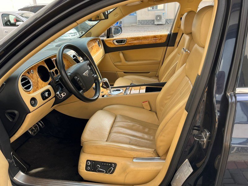 Bentley Flying Spur 6.0 - Benzine - Automatic - 97 174 km