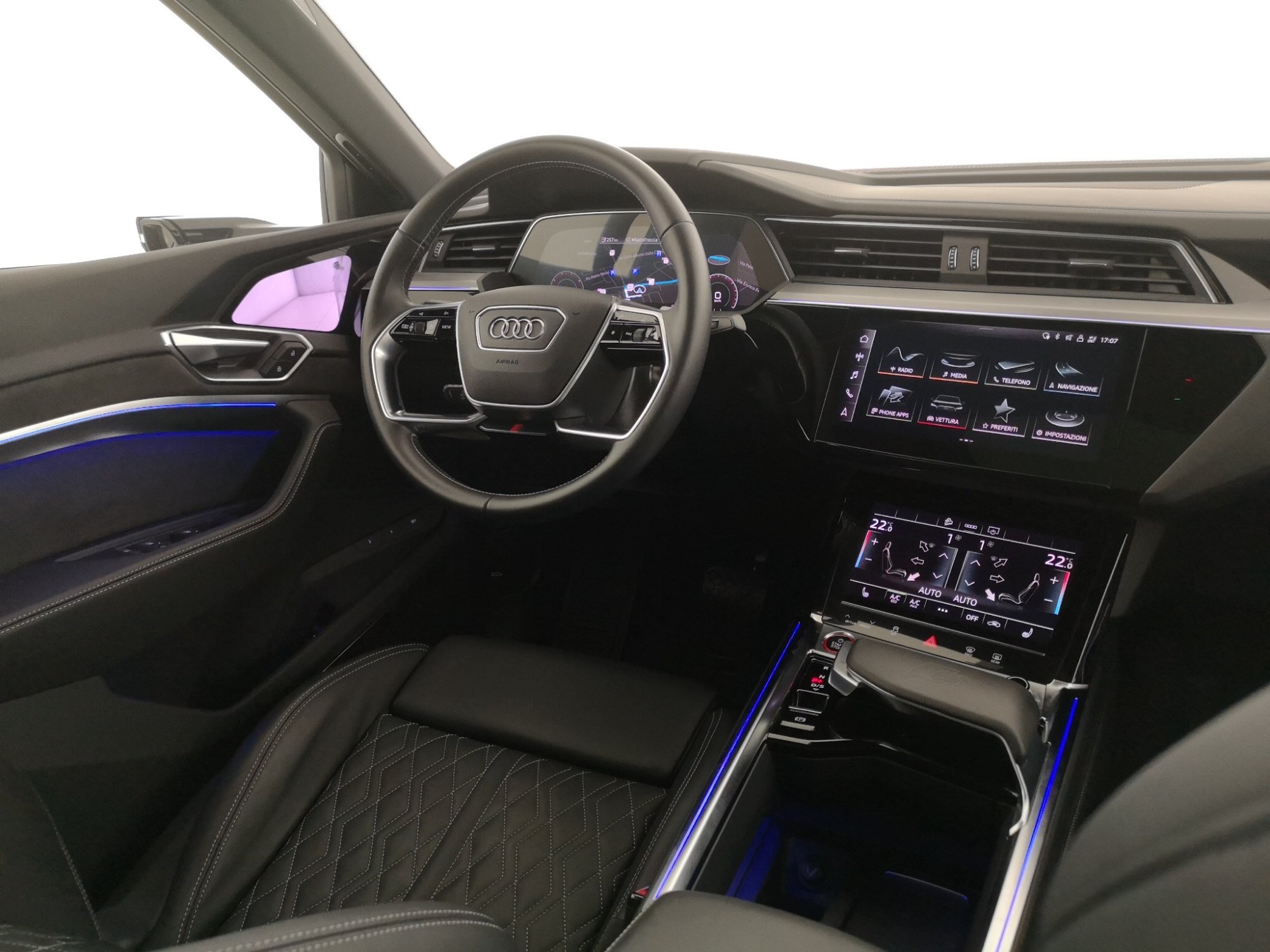 Audi E-Tron - - Electric - Automatic - 22 185 km