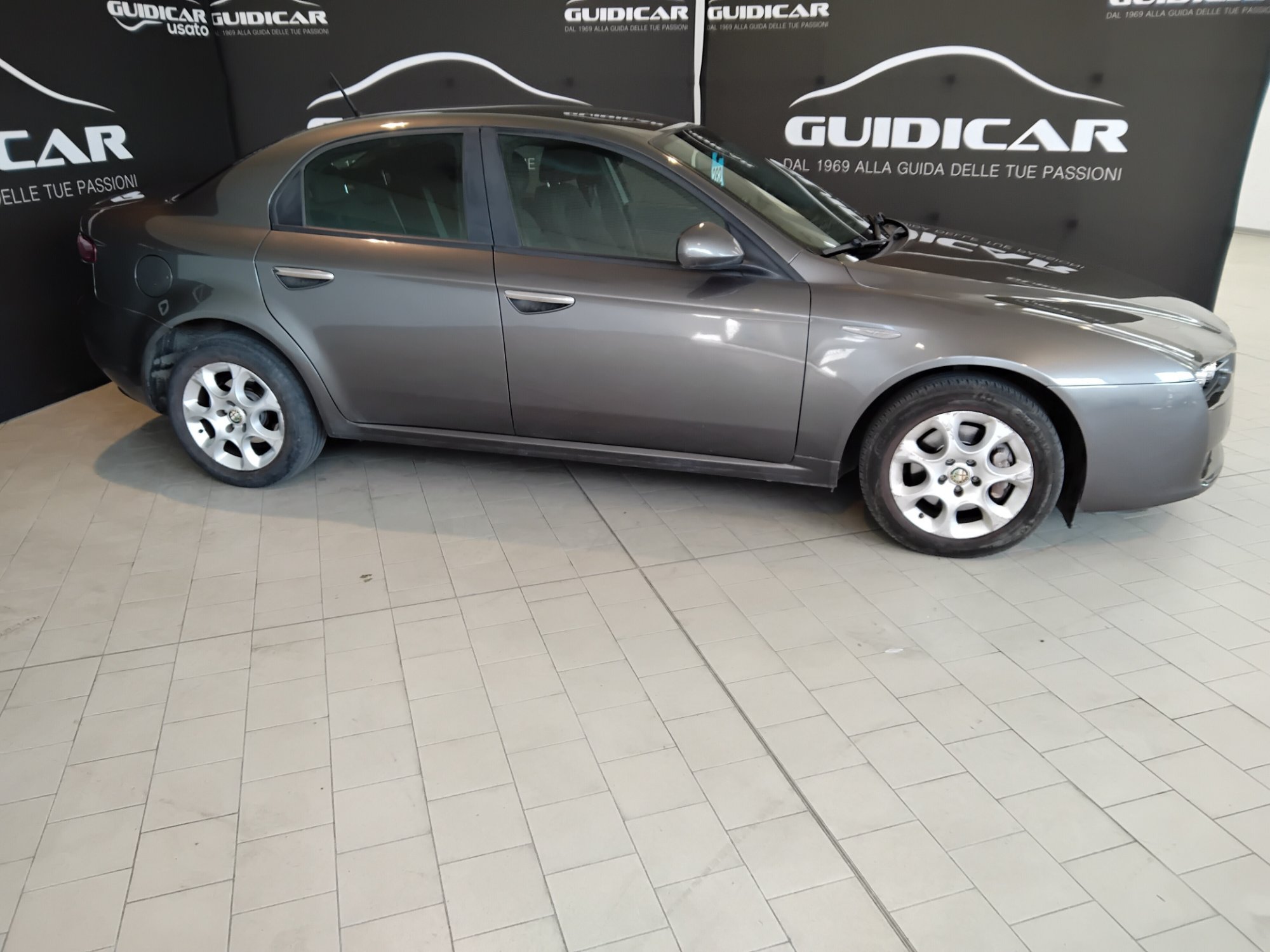 Alfa romeo 159 2.0 JTDm - Diesel - Manual - 172 674 km