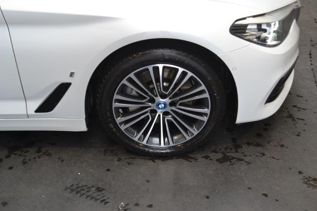 Bmw 5 Series 530e - Hybride - Automatic - 89 029 km