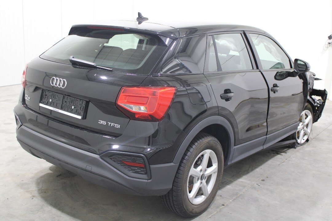 Audi Q2 35 TFSI - Benzine - Automatic - 3 593 km