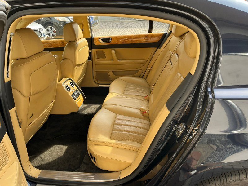 Bentley Flying Spur 6.0 - Benzine - Automatic - 97 174 km