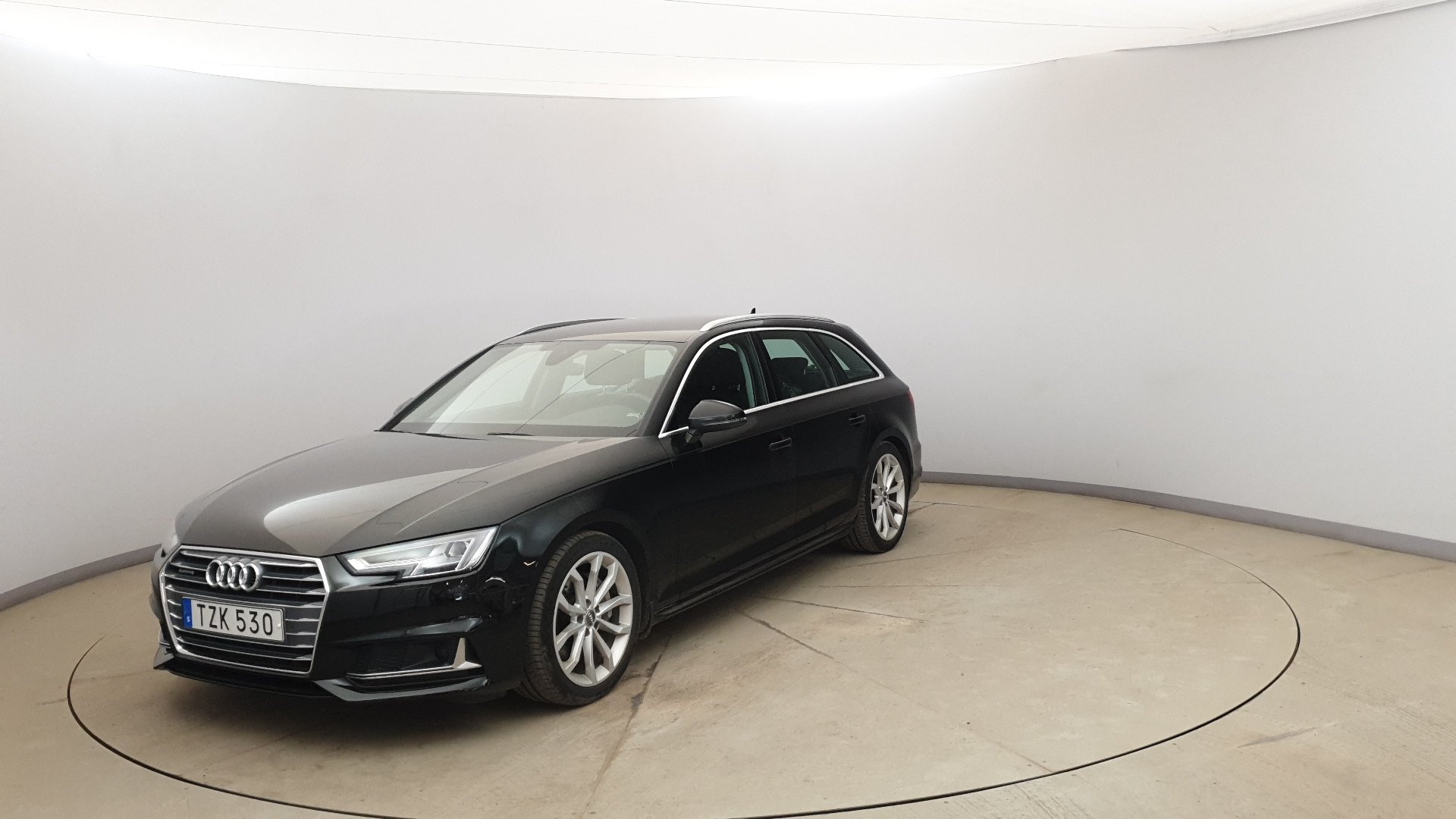 Audi A4 2.0 TDI - Diesel - Automatic - 110 582 km