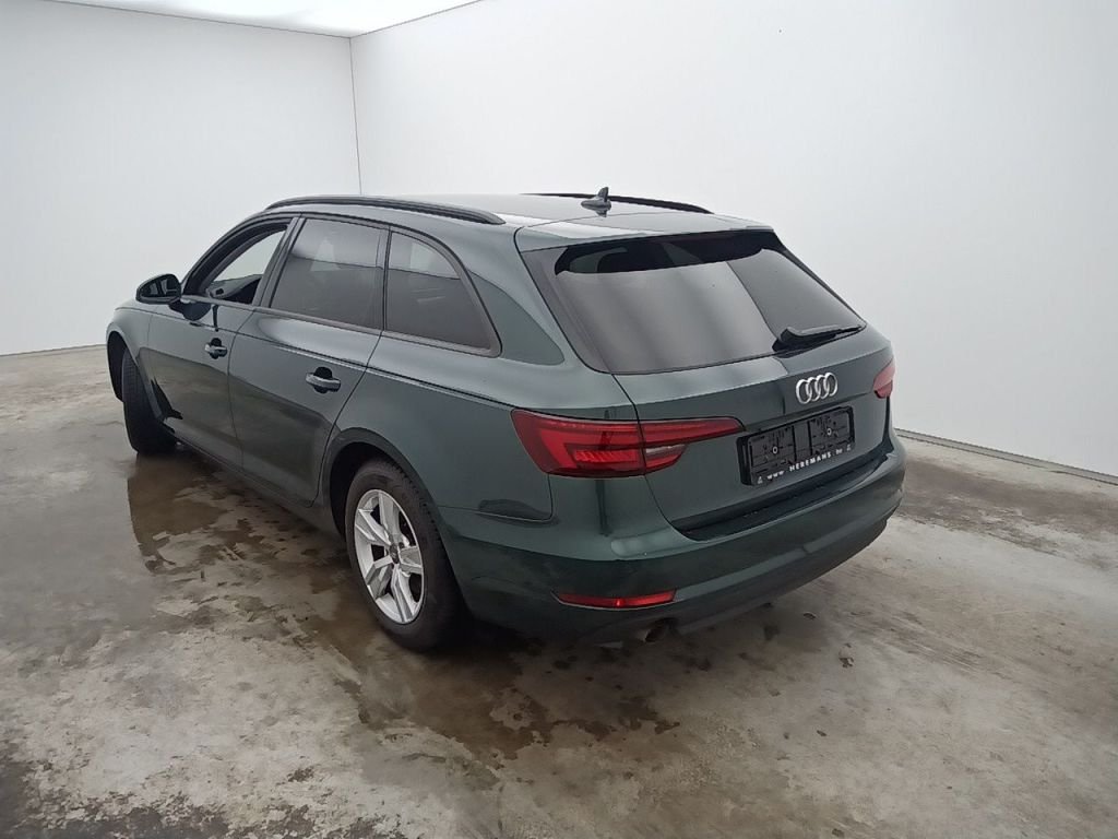 Audi A4 1.4 TFSI - Benzine - Manual - 100 926 km