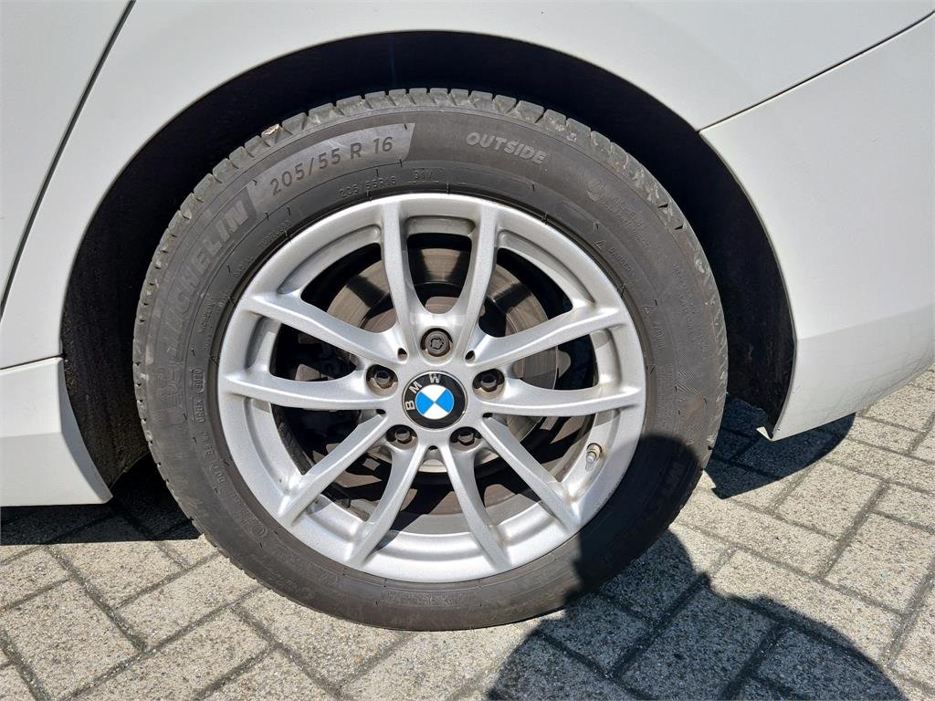 Bmw 1 Series 118i - Benzine - Automatic - 158 081 km