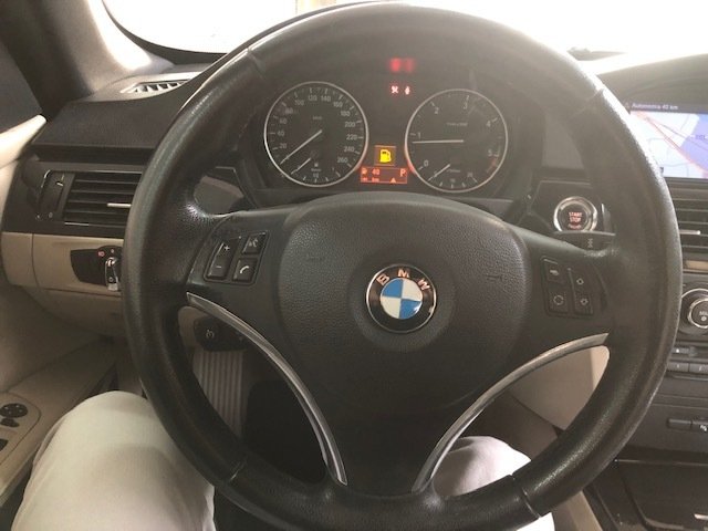 Bmw 3 Series 320d - Diesel - Automatic - 182 610 km