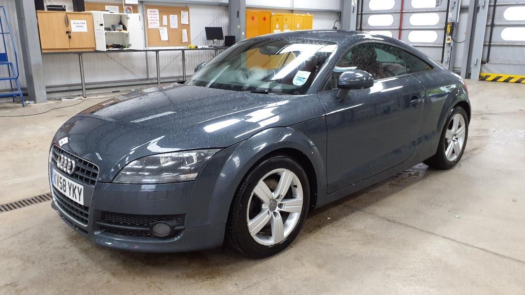 Audi TT 2.0 - Benzine - Manual - 108 163 km