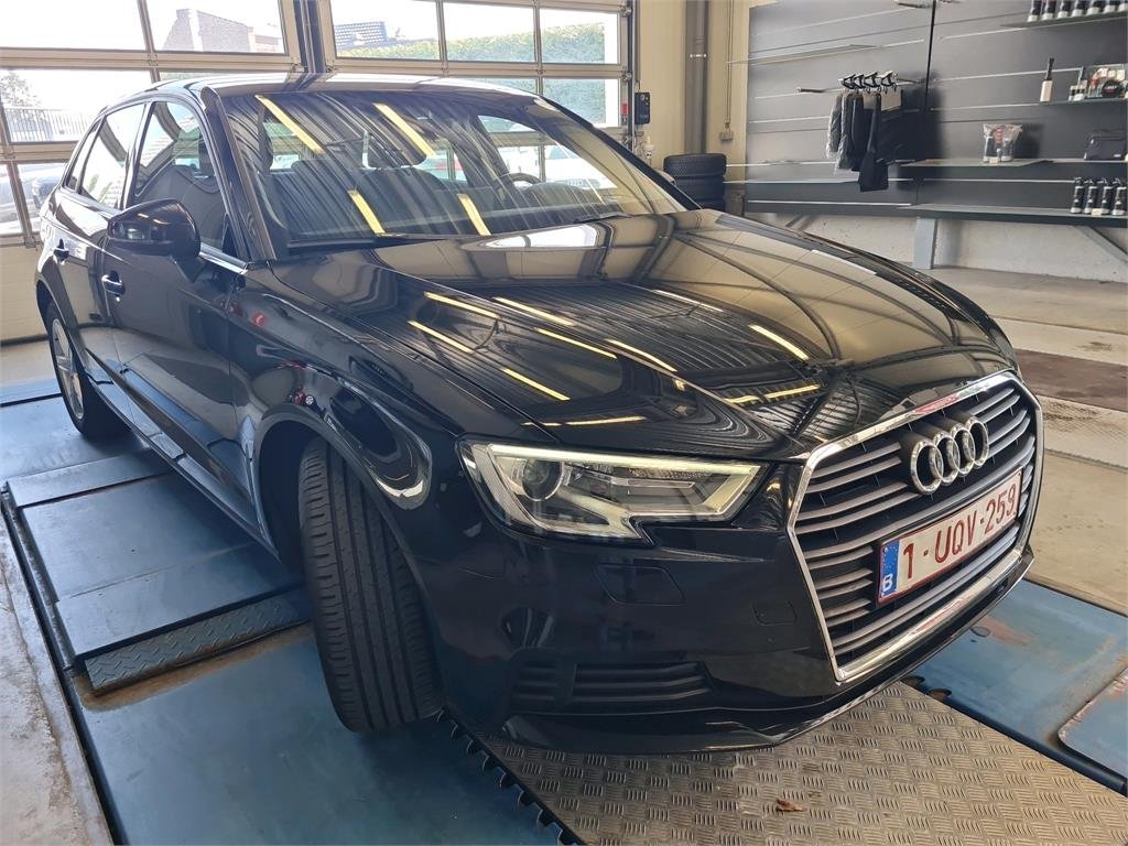 Audi A3 1.6 TDI - Diesel - Automatic - 137 289 km