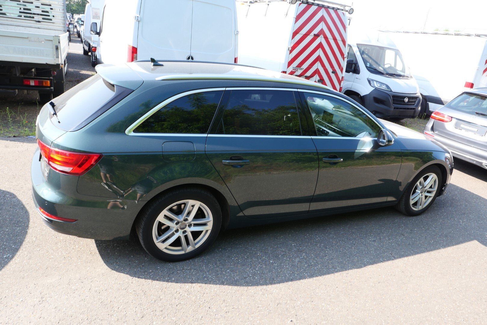 Audi A4 2.0 TDI - Diesel - Automatic - 127 300 km