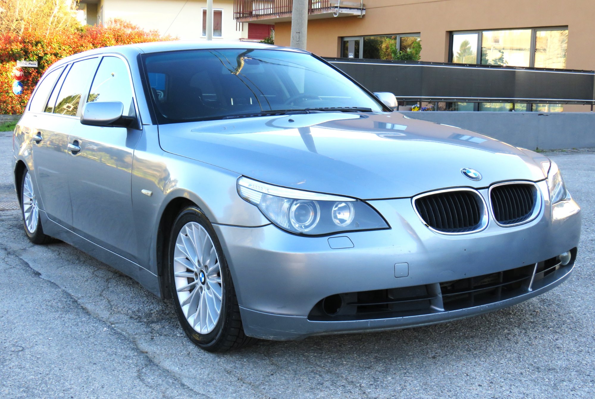 Bmw 5 Series 525 - Diesel - Manual - 472 971 km