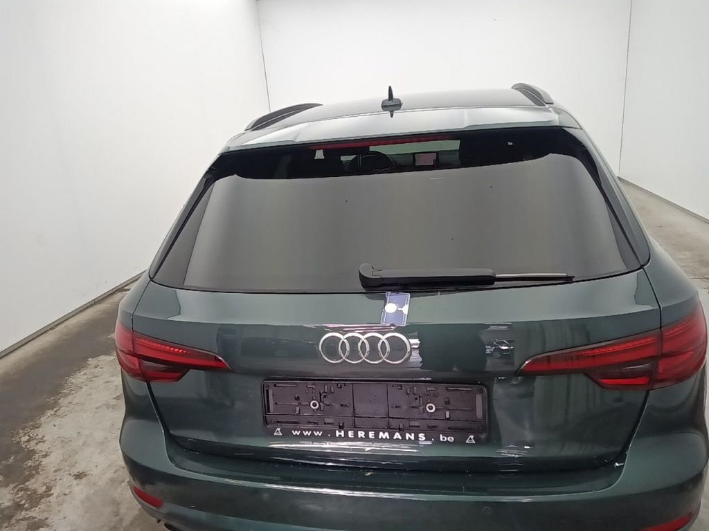 Audi A4 1.4 TFSI - Benzine - Manual - 100 926 km