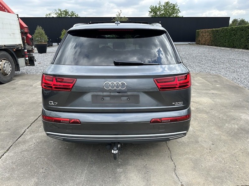 Audi Q7 3.0 TDI - Hybride - Automatic - 205 300 km