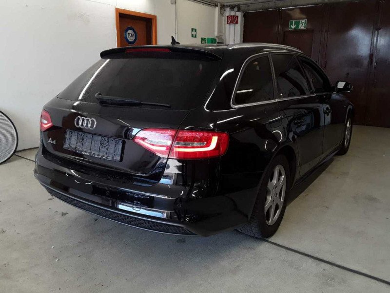 Audi A4 2.0 TDI - Diesel - Automatic - 221 241 km