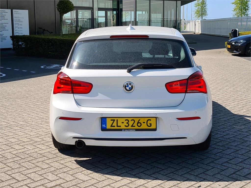 Bmw 1 Series 118i - Benzine - Automatic - 158 081 km