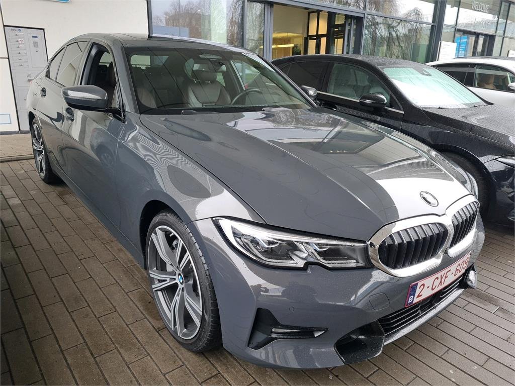 Bmw 3 Series 330e - Hybride - Automatic - 9 952 km